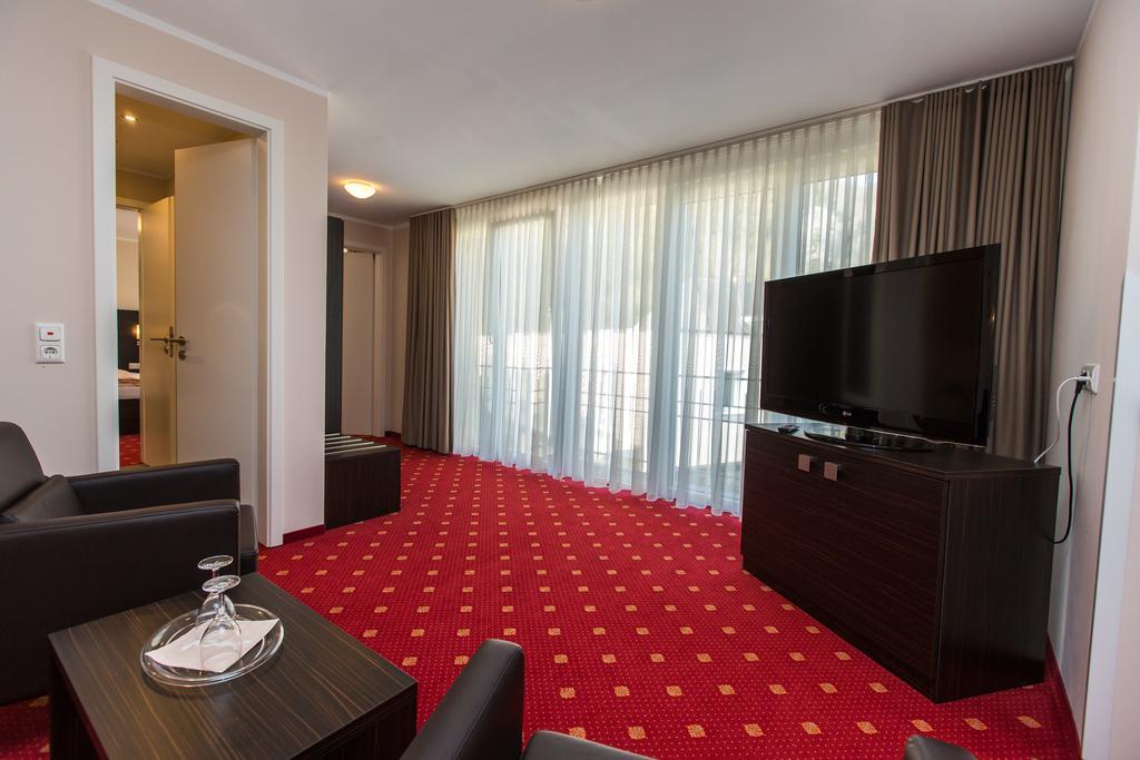 Parkhotel Cochem Exterior photo